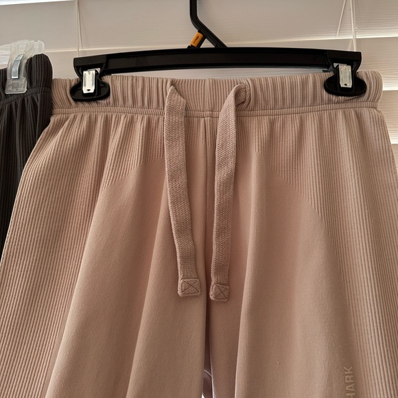 Gymshark joggers. Size extra small. BNWOT - Picture 4 of 8